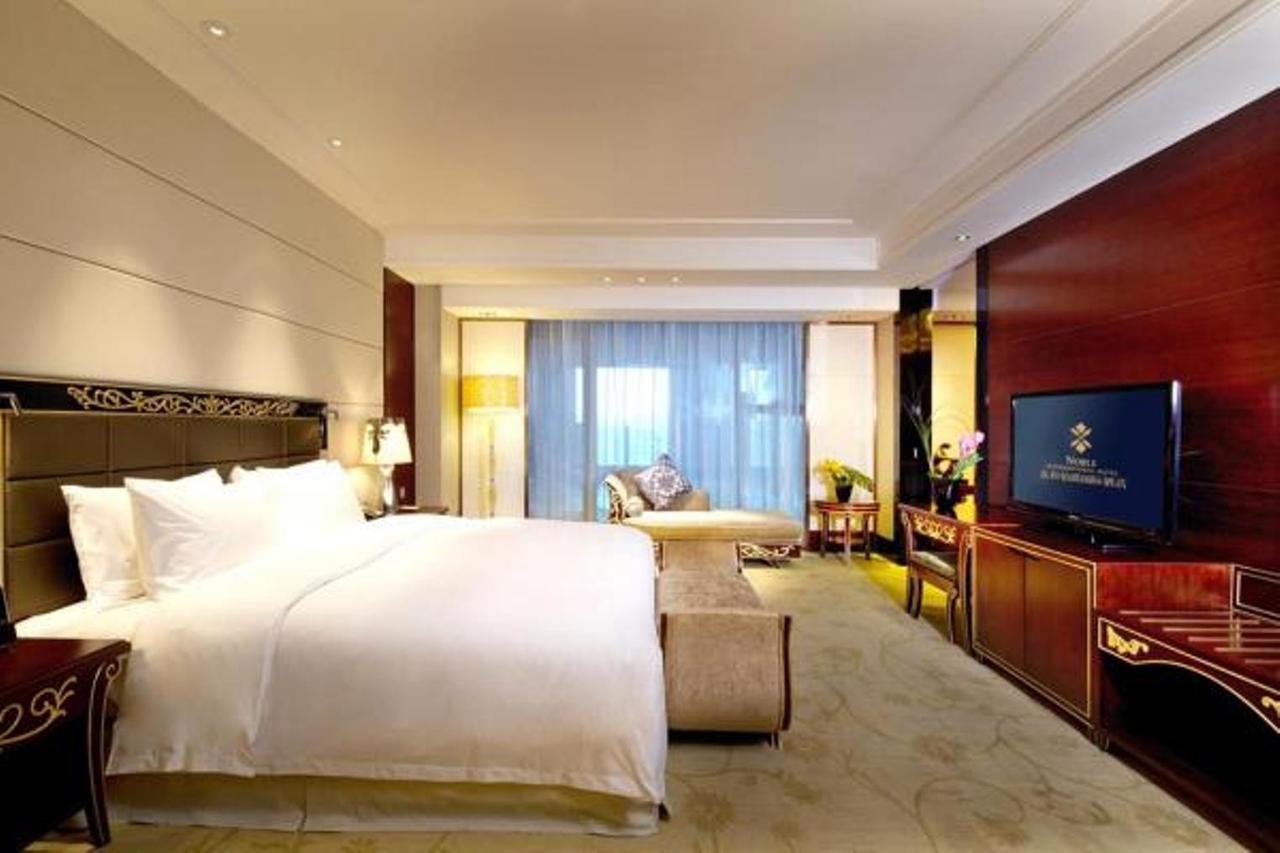 Noble International Hotel Zhengzhou Extérieur photo